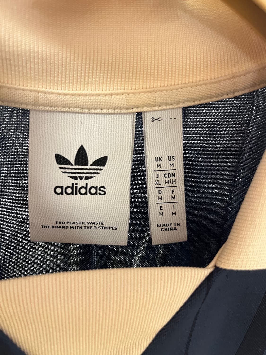 아디다스 멜로우라이드클럽 mrc 져지 상품이미지4