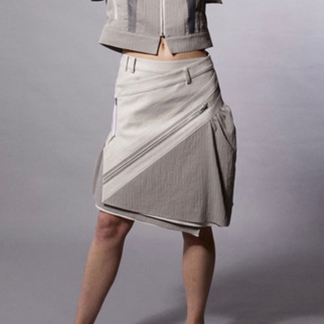 ODLYWORKSHOP Grey Asymmetric Wrap Skirt 상품이미지4