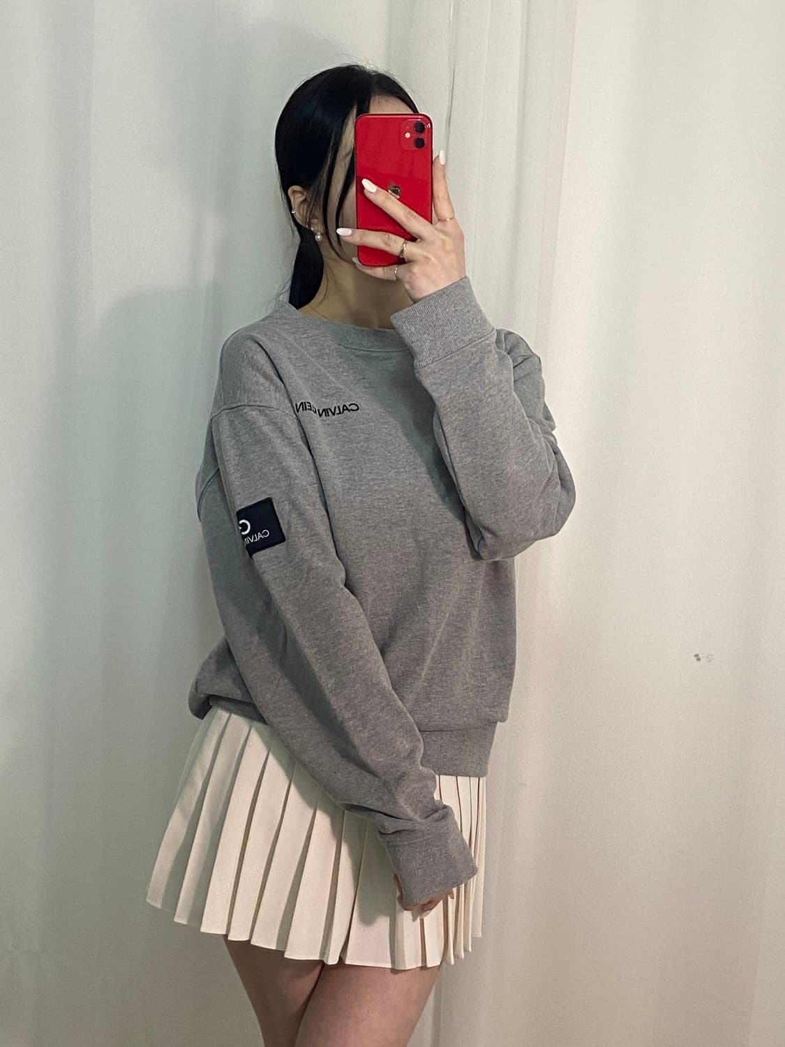 캘빈클라인 그레이 와펜 맨투맨 상품이미지1