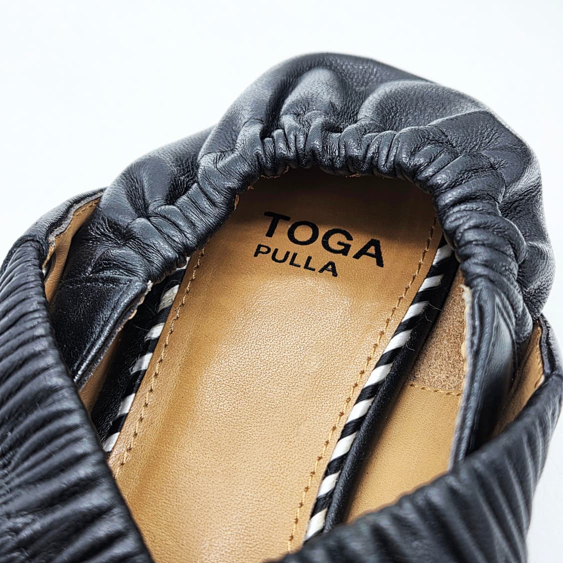 TOGA PULLA 토가 풀라 발레리나 플랫슈즈 블랙 (38) 상품이미지4