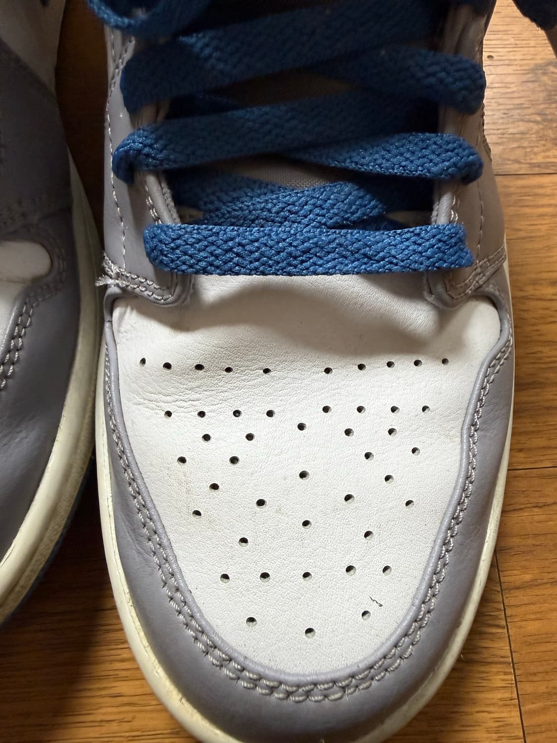 나이키 조던1 미드 상품이미지3