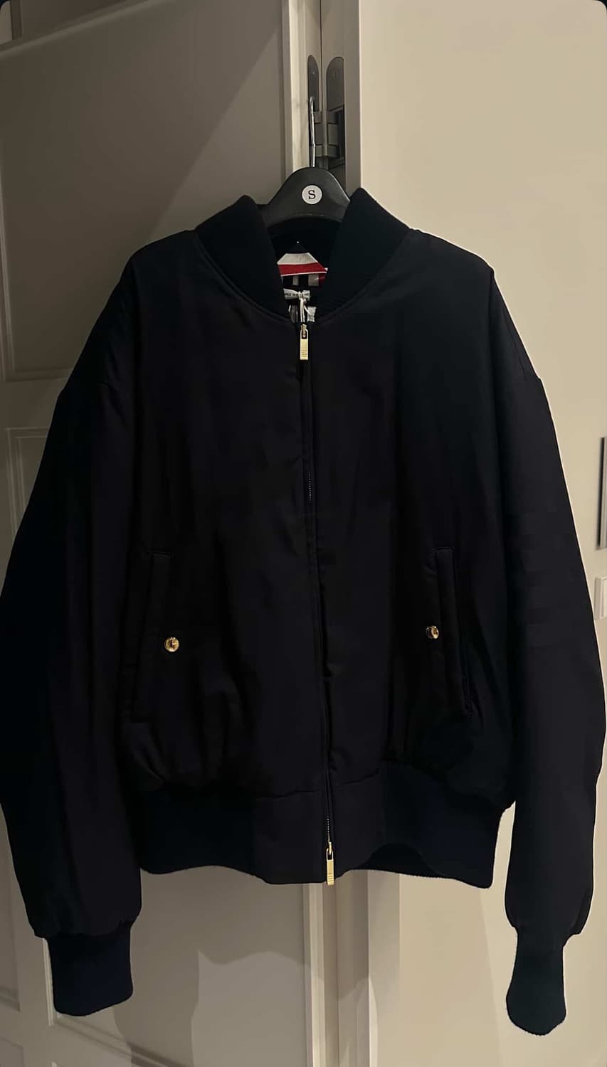 톰브라운 블루종 네이비 2사이즈 상품이미지5