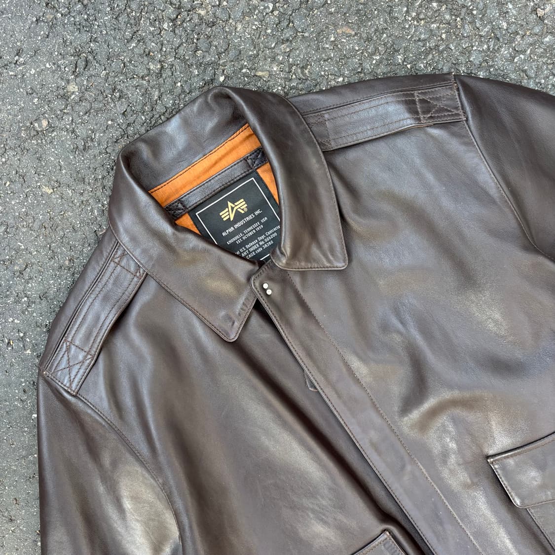 알파 인더스트리 a-2 레더 플라이트 자켓 상품이미지4