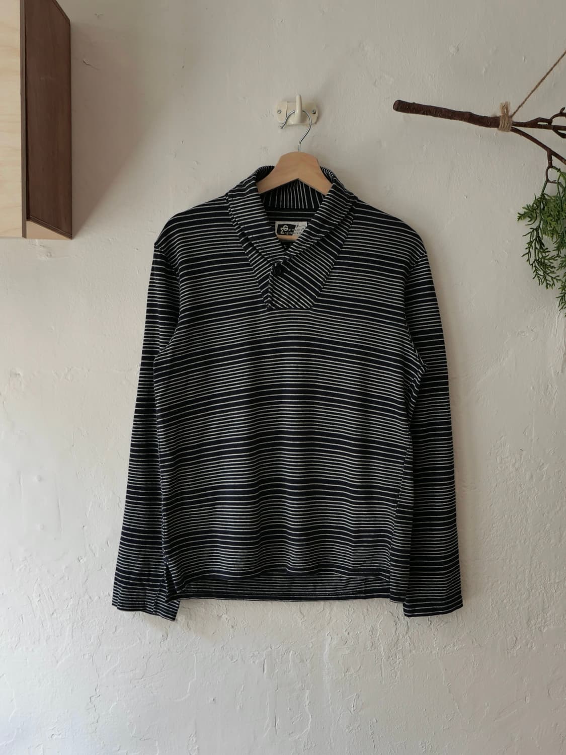 엔지니어드 가먼츠 숄카라 롱슬리브 상품이미지1