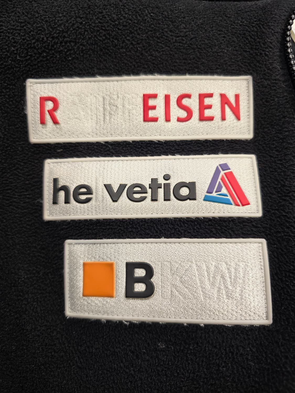 데상트 스위스 스키팀 후리스 85(S) 상품이미지9