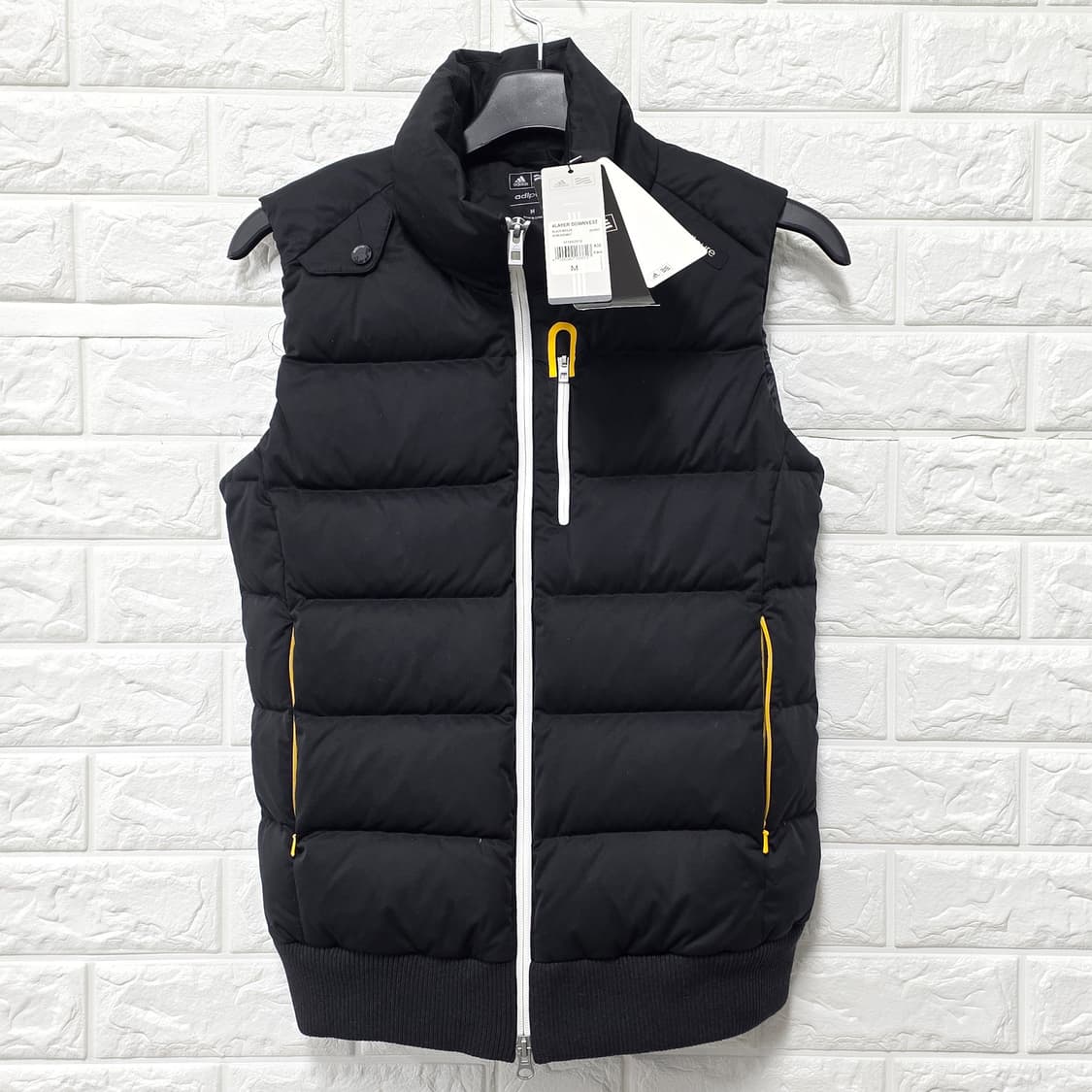 택포// 아디다스 Adipure 다운 베스트 M 새상품 상품이미지1