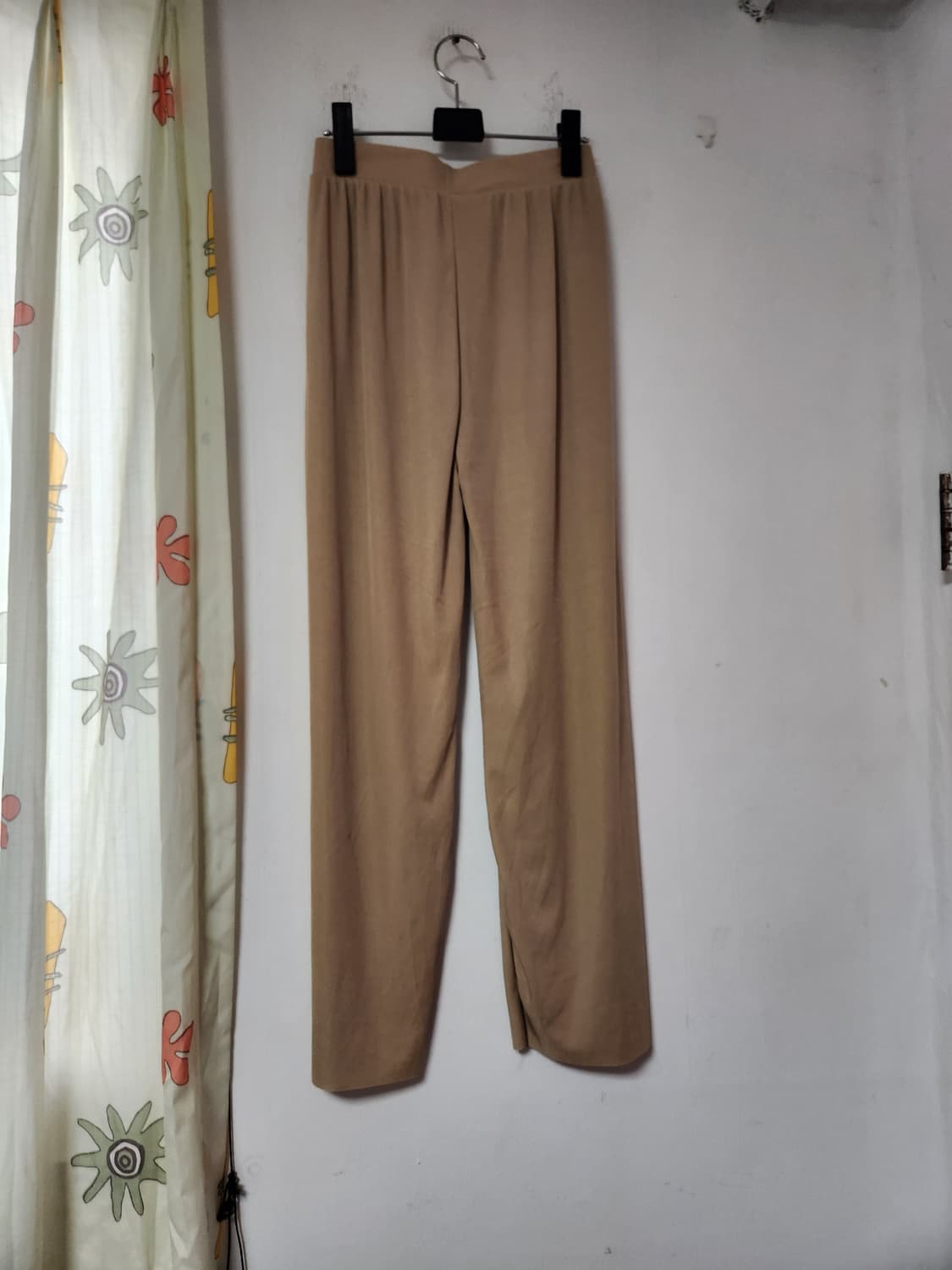 베이지색 허리밴딩  와이드 팬츠 F 상품이미지2