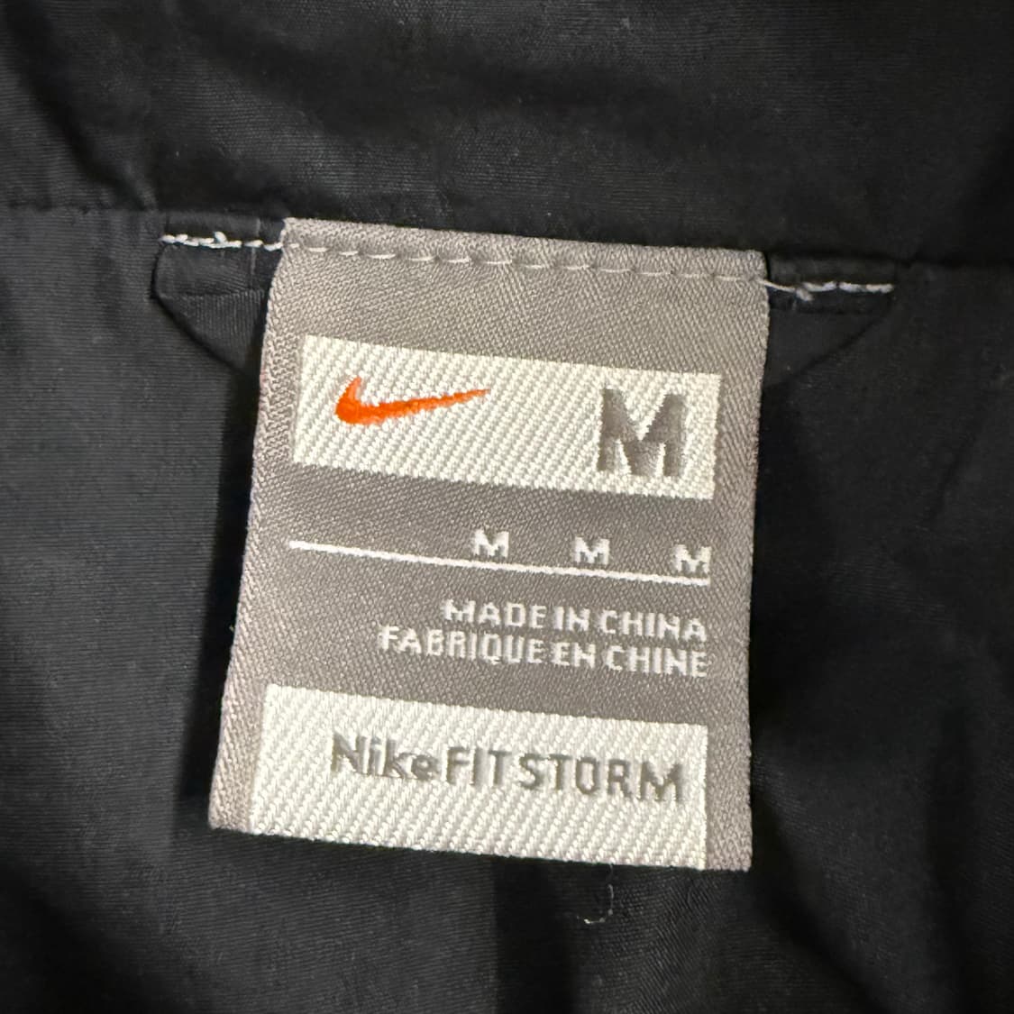 [정품/M,95] 나이키 스톰핏 티엠포 바람막이 b14 상품이미지6