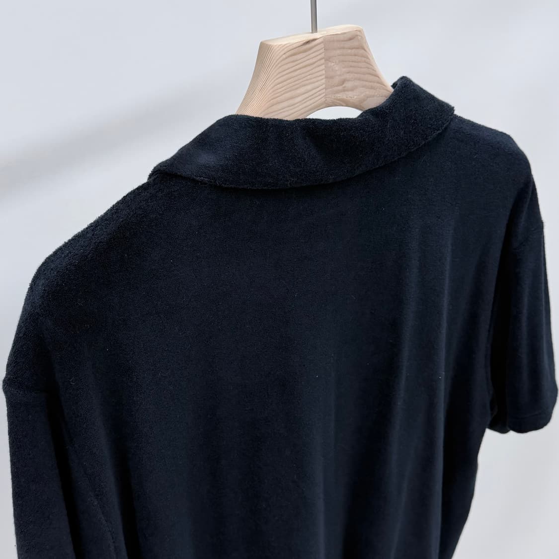 [S+급/2XL] 프라다 삼각로고 테리 반팔 셔츠 블랙 상품이미지6