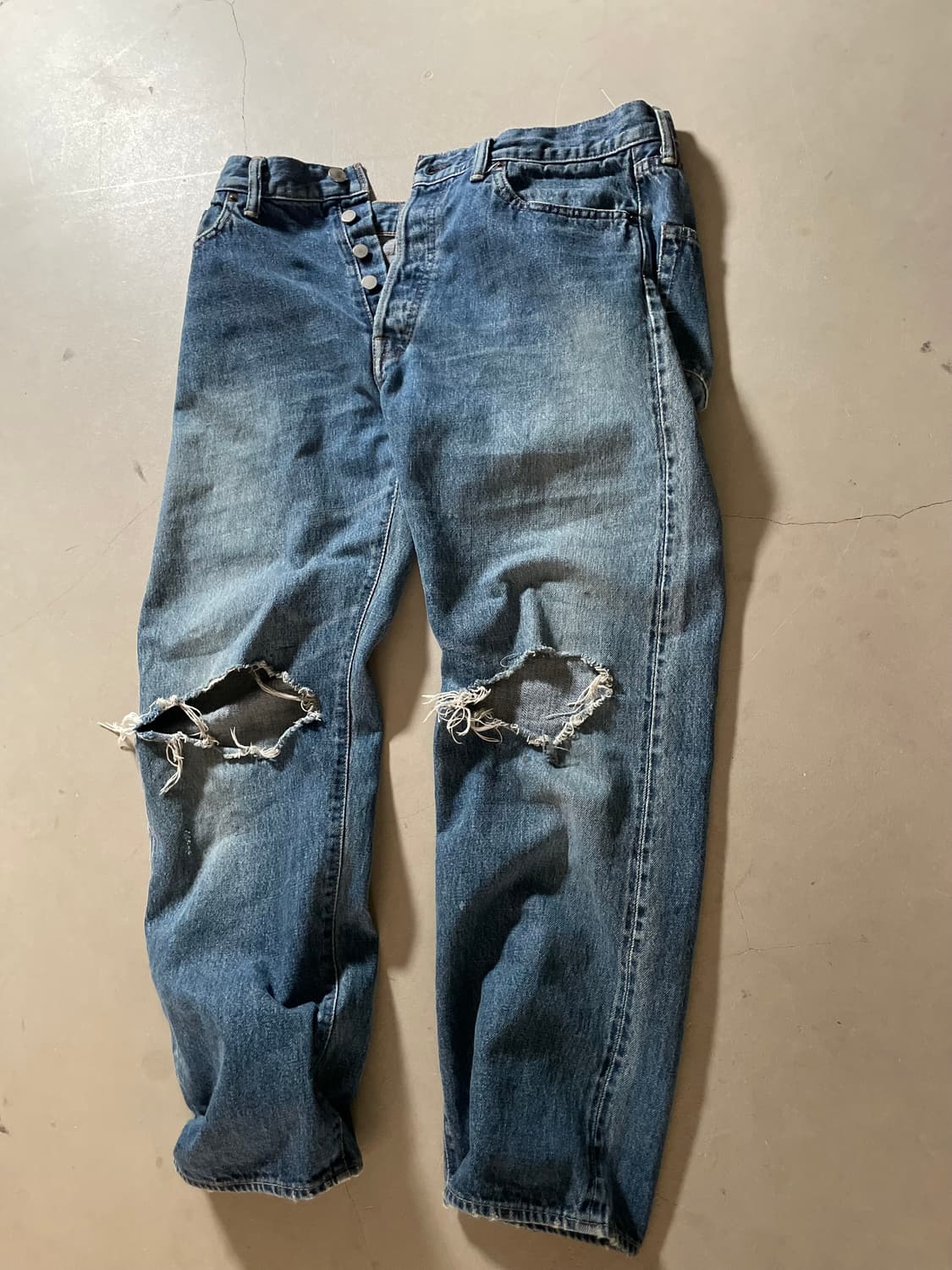 언유즈드  Distressed Denim Pants 상품이미지2