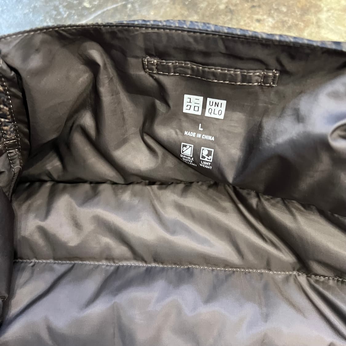 L) 유니클로 체크패턴 울트라라이트 다운 패딩조끼 경량 패딩조끼 상품이미지7