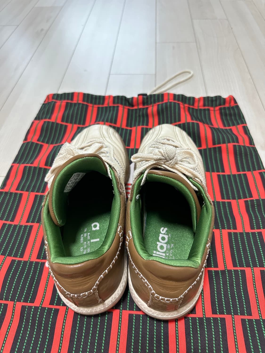 아디다스 웨일즈보너 삼바 230 상품이미지4