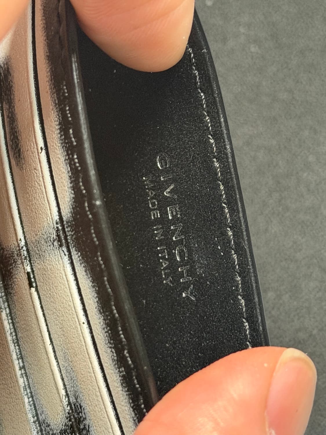 지방시 카드지갑 상품이미지5