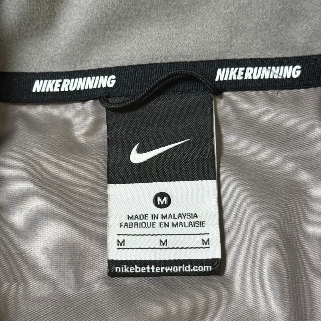 나이키 러닝 바람막이 M 상품이미지6
