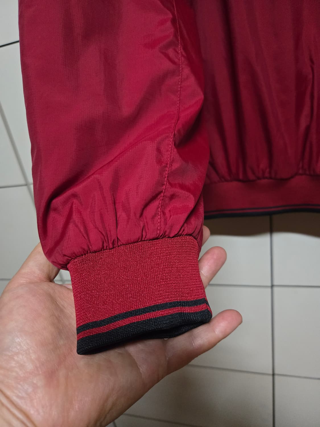 나이키 브이넥 압축패딩 웜업(105사이즈) 상품이미지3