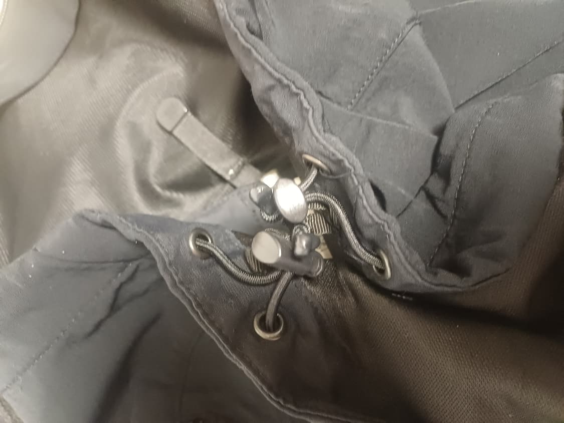 노스페이스 블랙 바람막이 자켓 여성 [85] / 상품이미지9