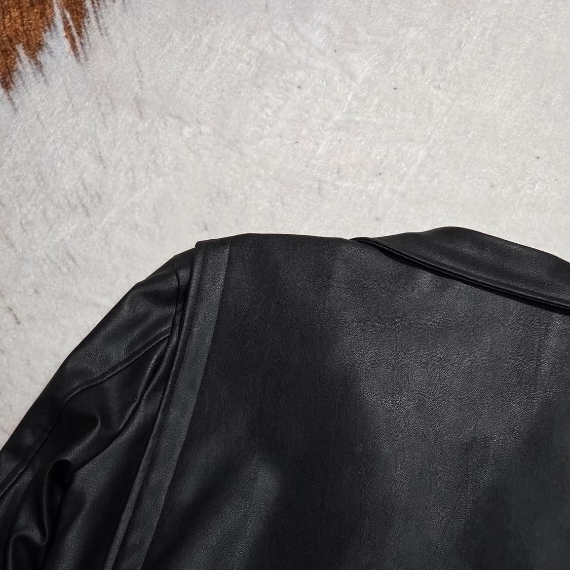 어태치먼트 블랙 라이더 자켓 상품이미지5