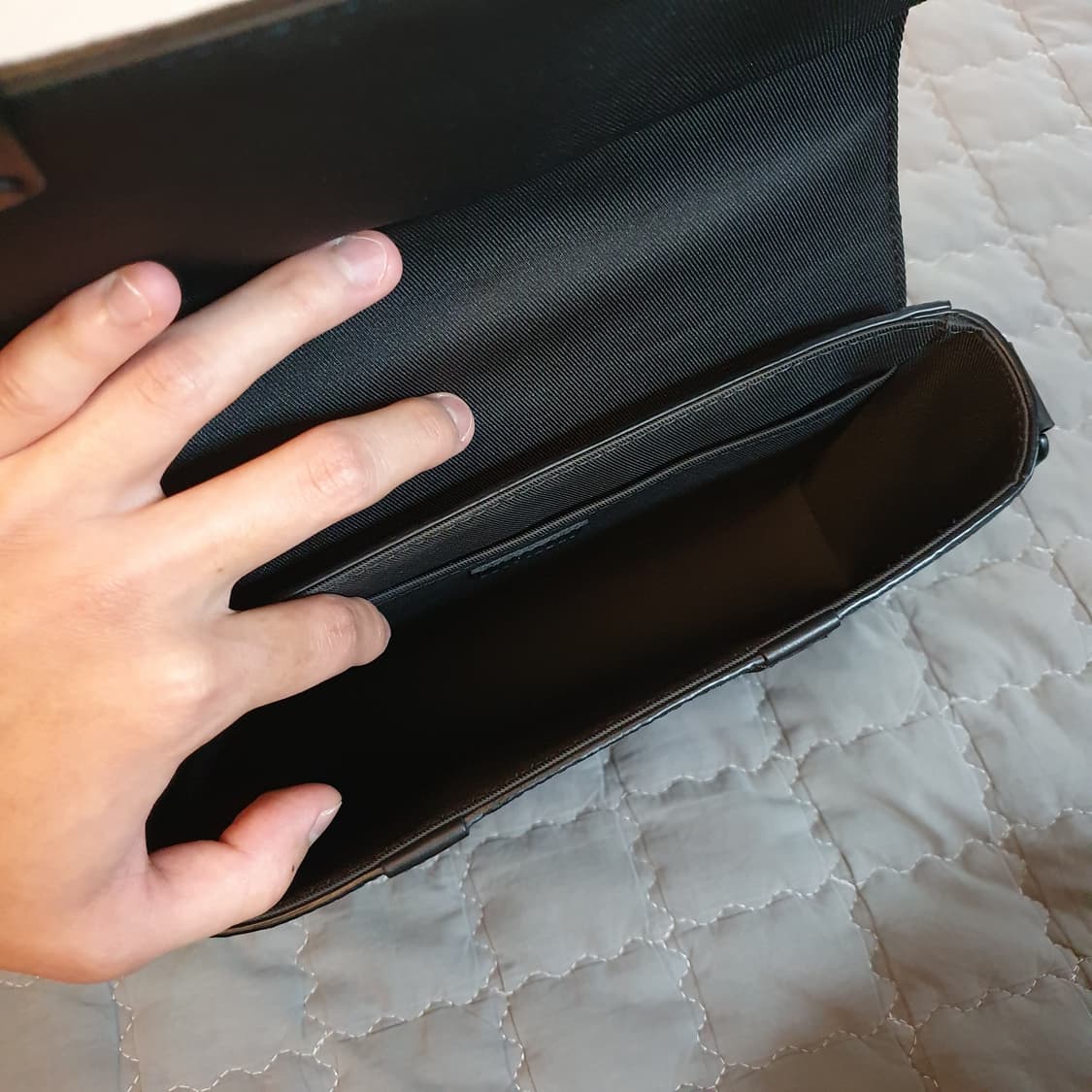 루이비통 트렁크 메신저 토뤼옹 모노그램 블랙 (M57726) 상품이미지7