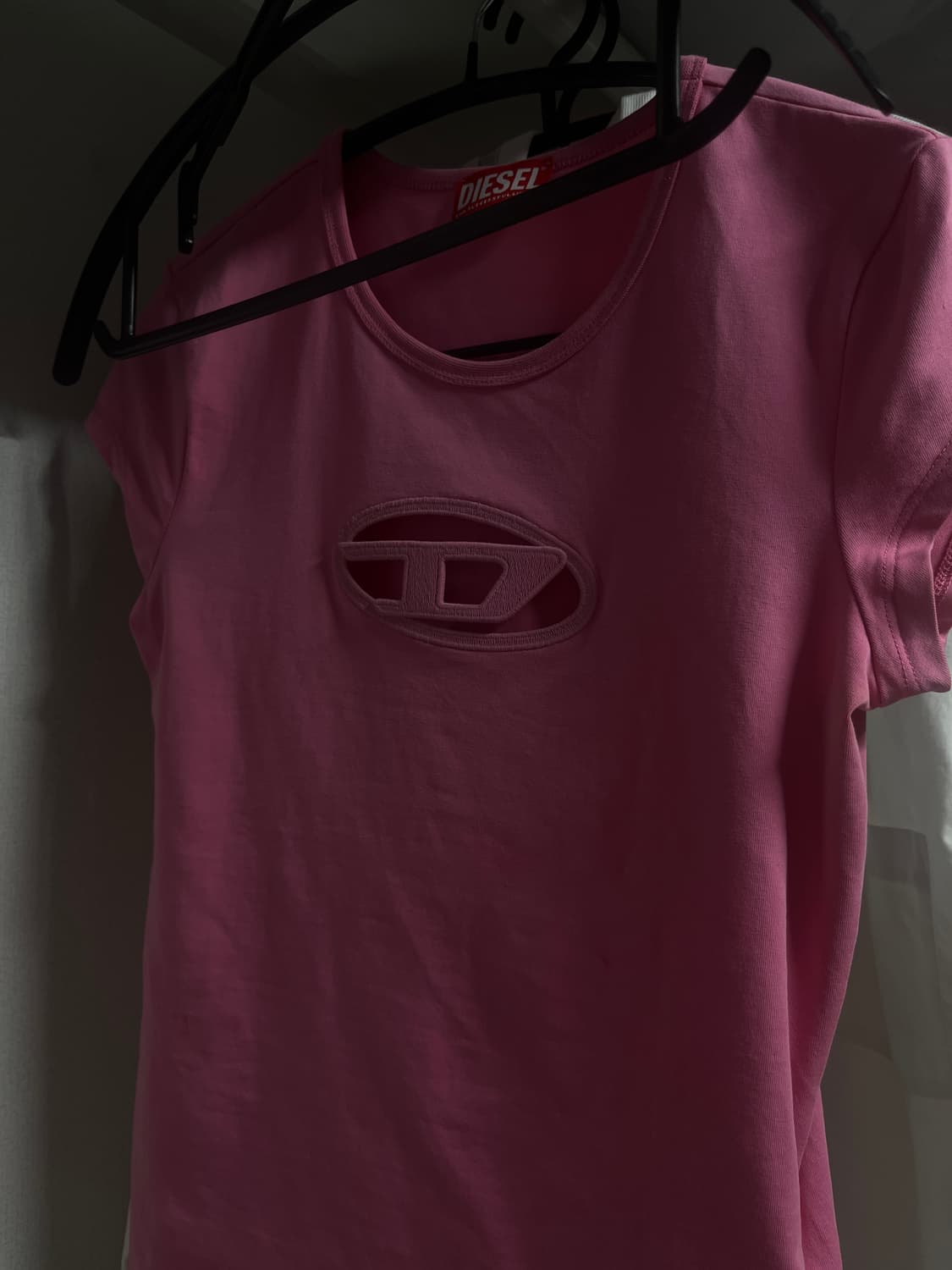 디젤 Diesel T-Angie Peekaboo Logo T-Shirt 상품이미지3