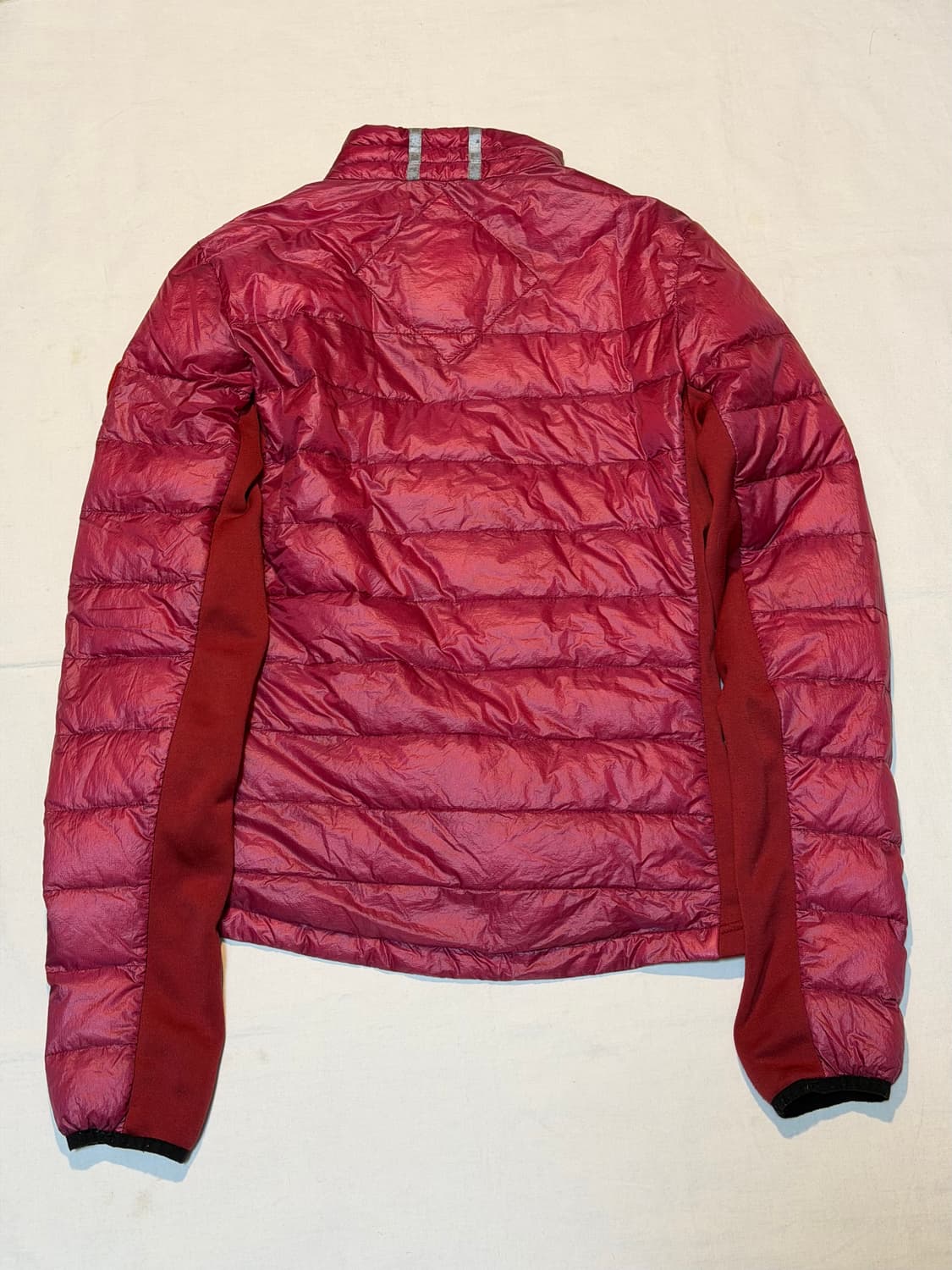 캐나다구스 하이브릿지 하이브리드 경량패딩 와인 상품이미지4