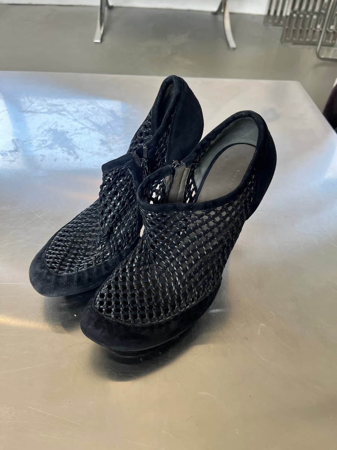 Balenciaga woven ankle heel 상품이미지1