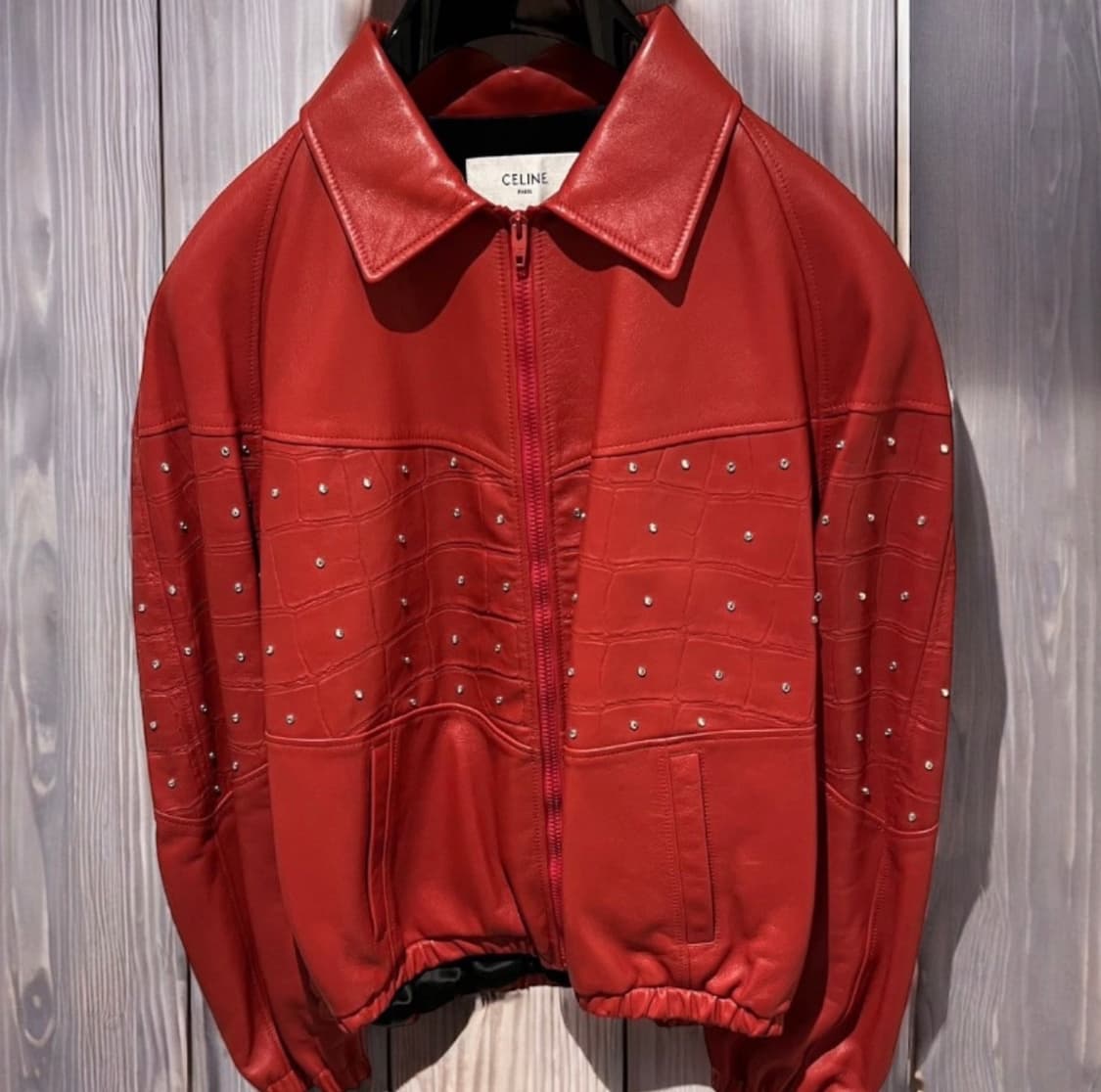 [BTS 뷔님 착용] 셀린느 23ss 스터드 램스킨 레더 자켓 상품이미지4