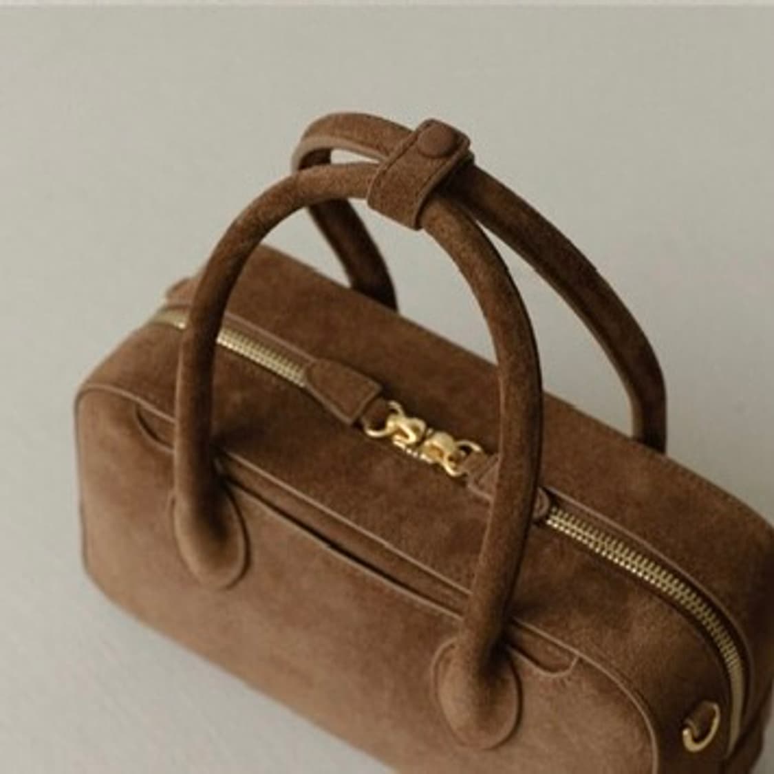 드메리엘 볼링백 M 체스넛 스웨이드 상품이미지6