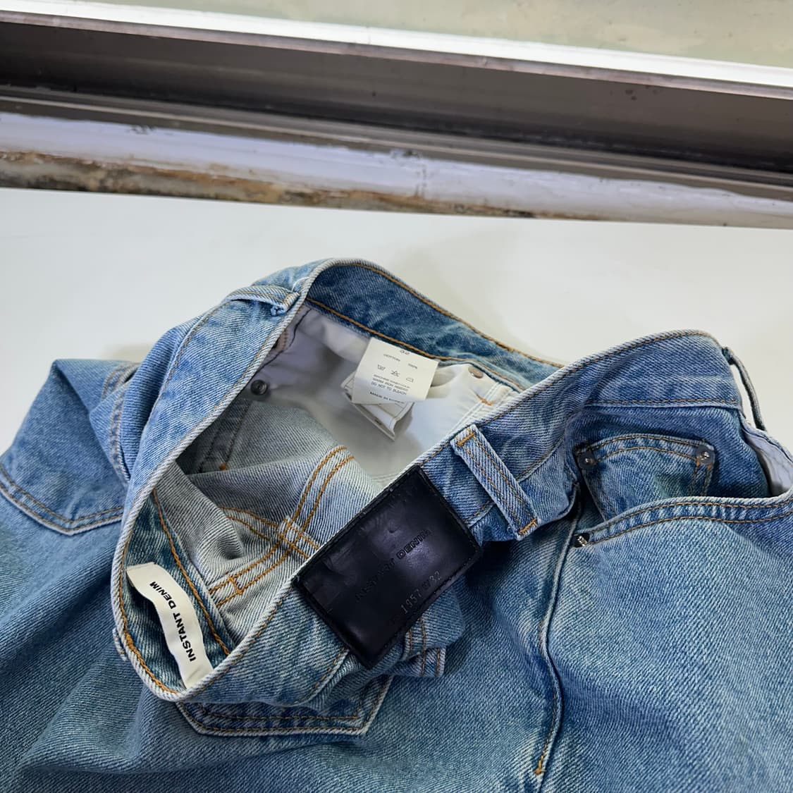 32 M-L 브랜디드 인스턴트데님 레귤러핏 연청워시드 데님팬츠 상품이미지1