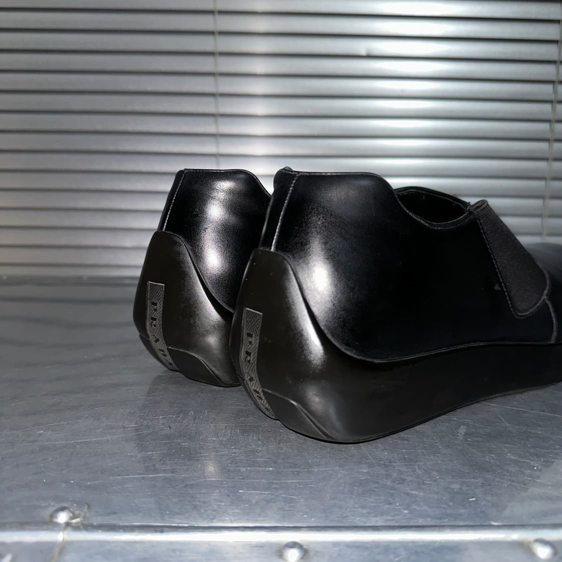 블랙 프라다 스포츠 플랫폼 슬립온 로퍼 로퍼 상품이미지5