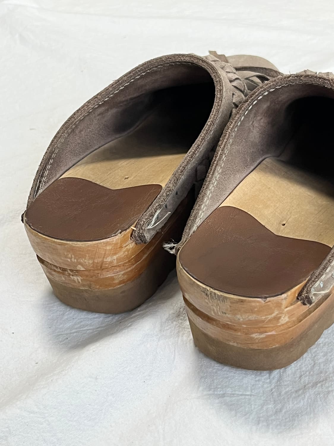 [36/235] 니들스 트로엔토프 스웨이드 프린지 클로그 상품이미지6