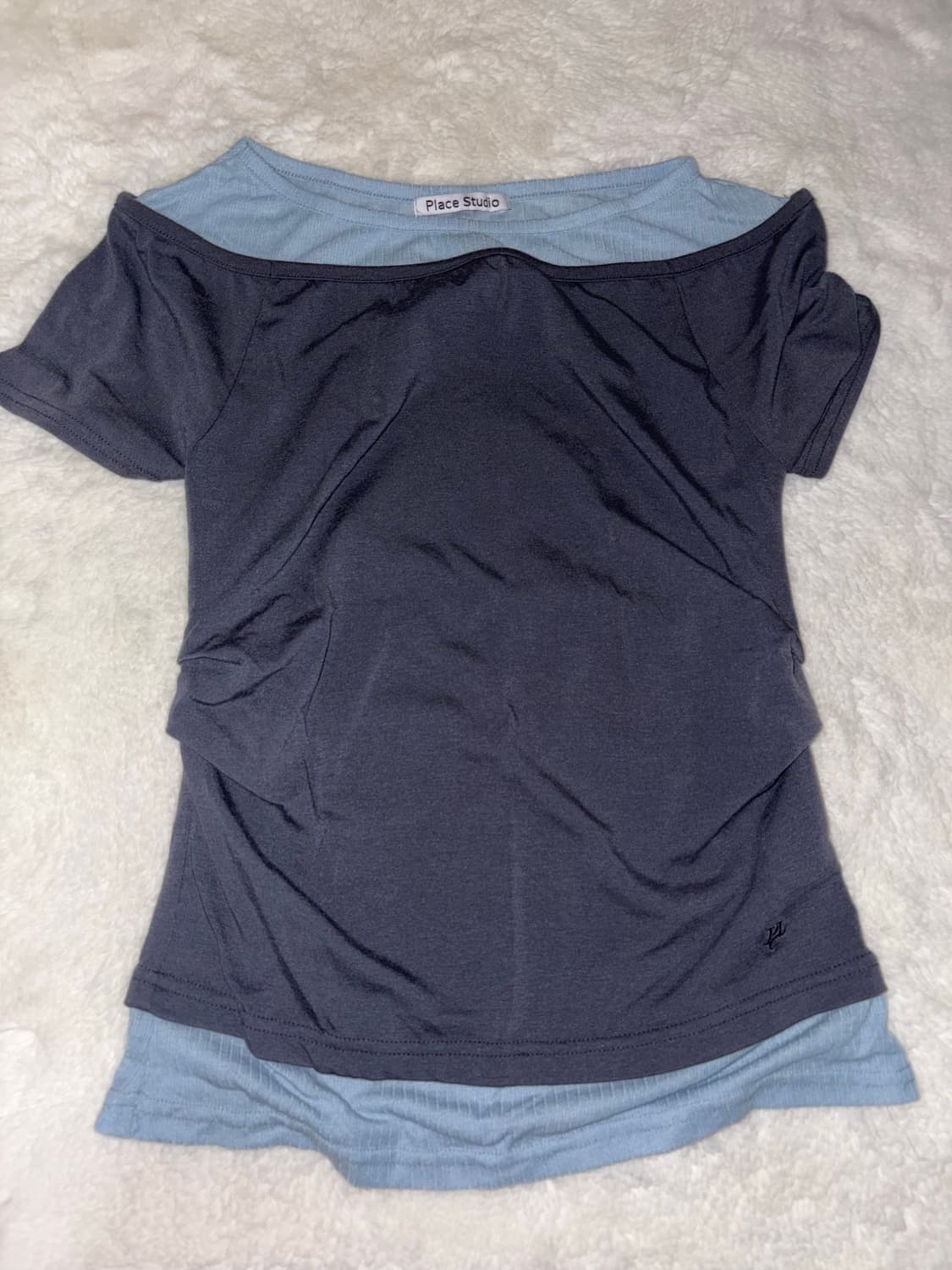 플레이스스튜디오 레이어드상의 싸게팔아요 상품이미지1