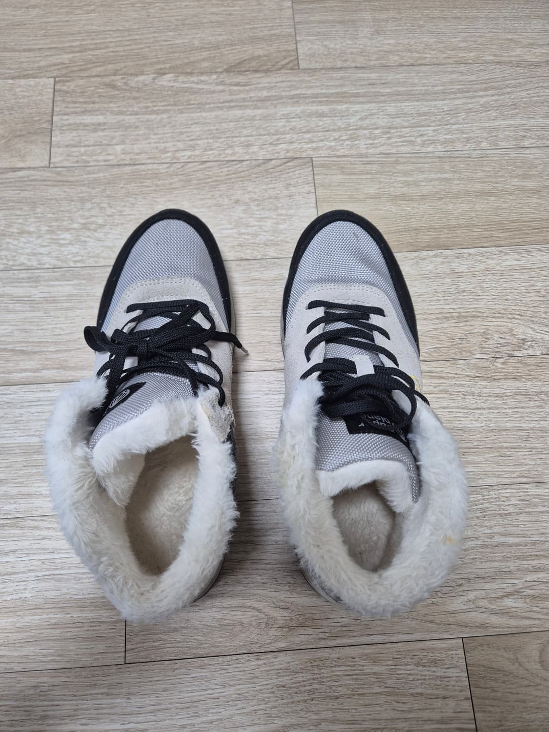 페이퍼플레인 남녀공용 방한 털 운동화 상품이미지4