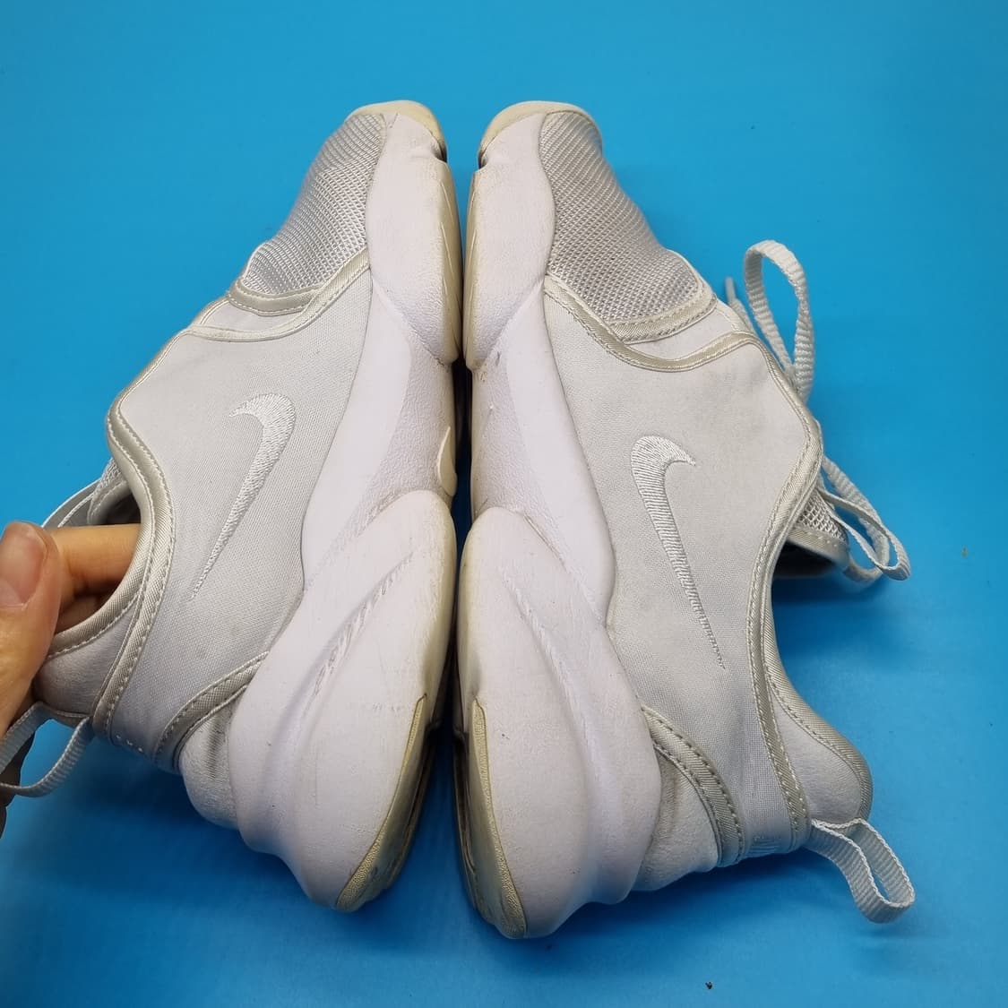 나이키 로덴 여성운동화235  상품이미지5