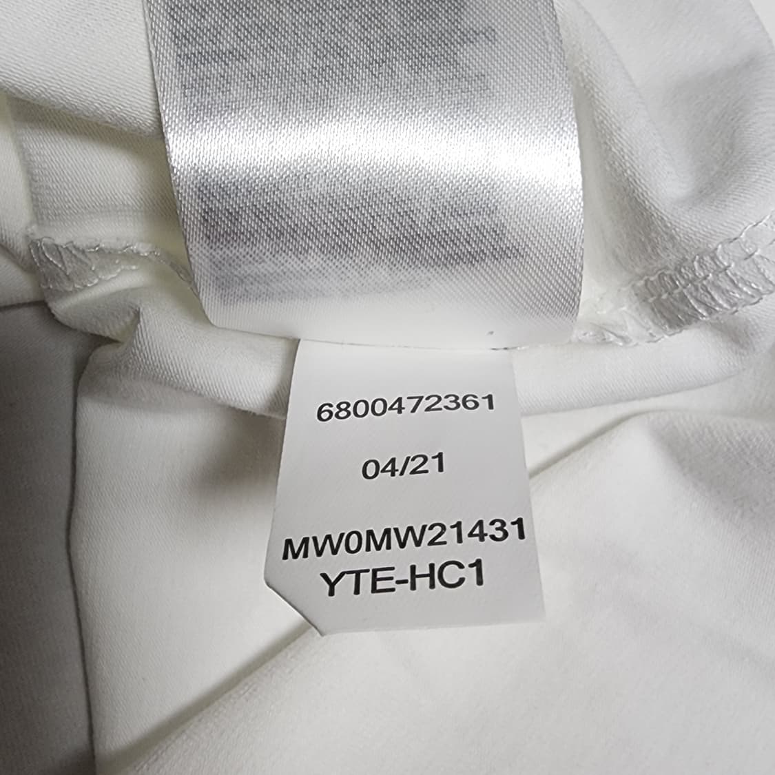 미사용) 타미힐피거 코튼 긴팔티셔츠
M 상품이미지4