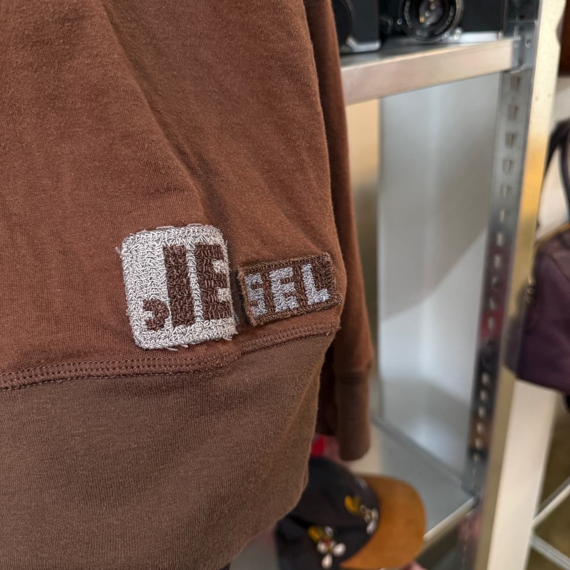 디젤 리버서블 요크 퍼플 브라운 스트라이프 카라넥 롱 슬리브 상품이미지5