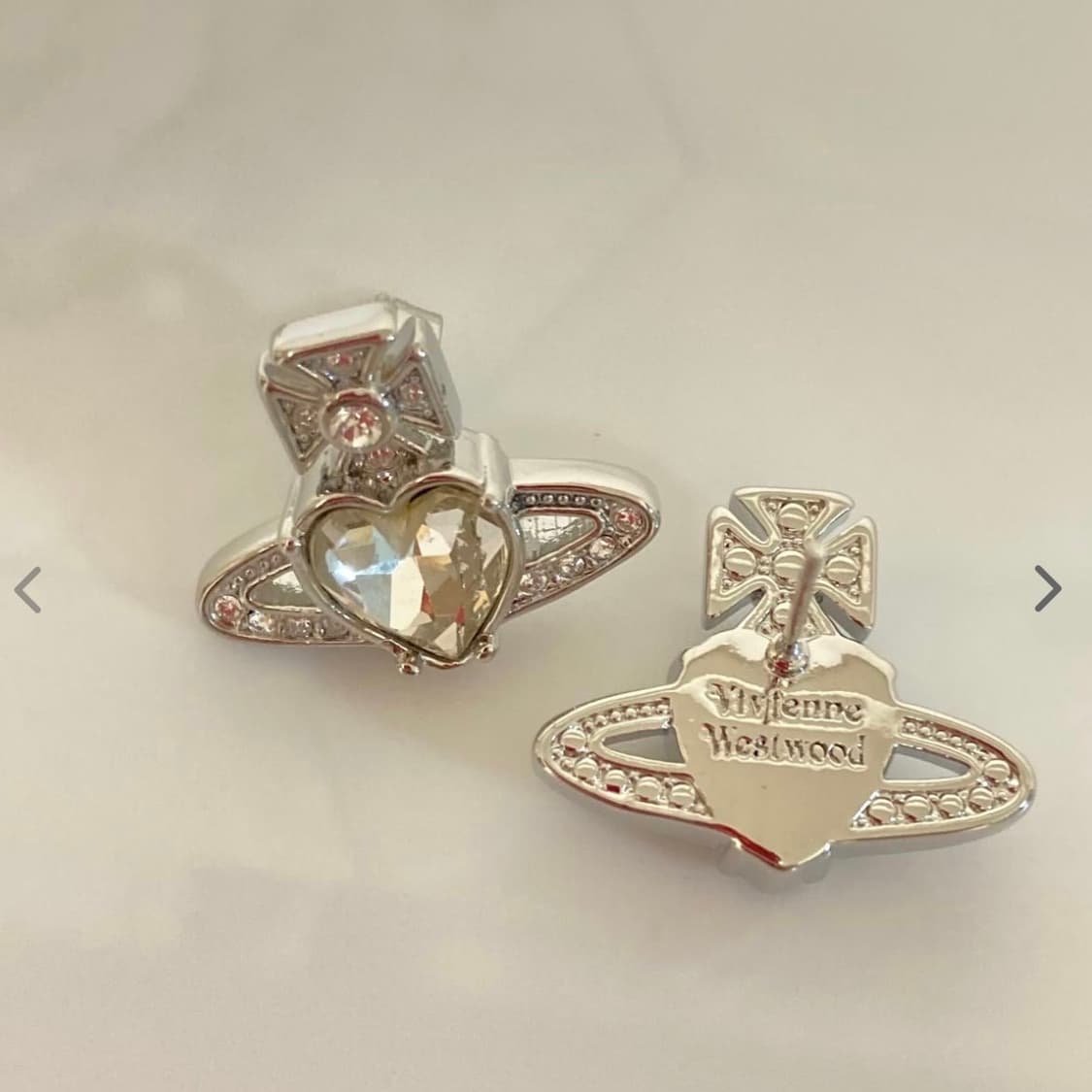 비비안웨스트우드 아카이브 아리엘라 하트orb 귀걸이 상품이미지2