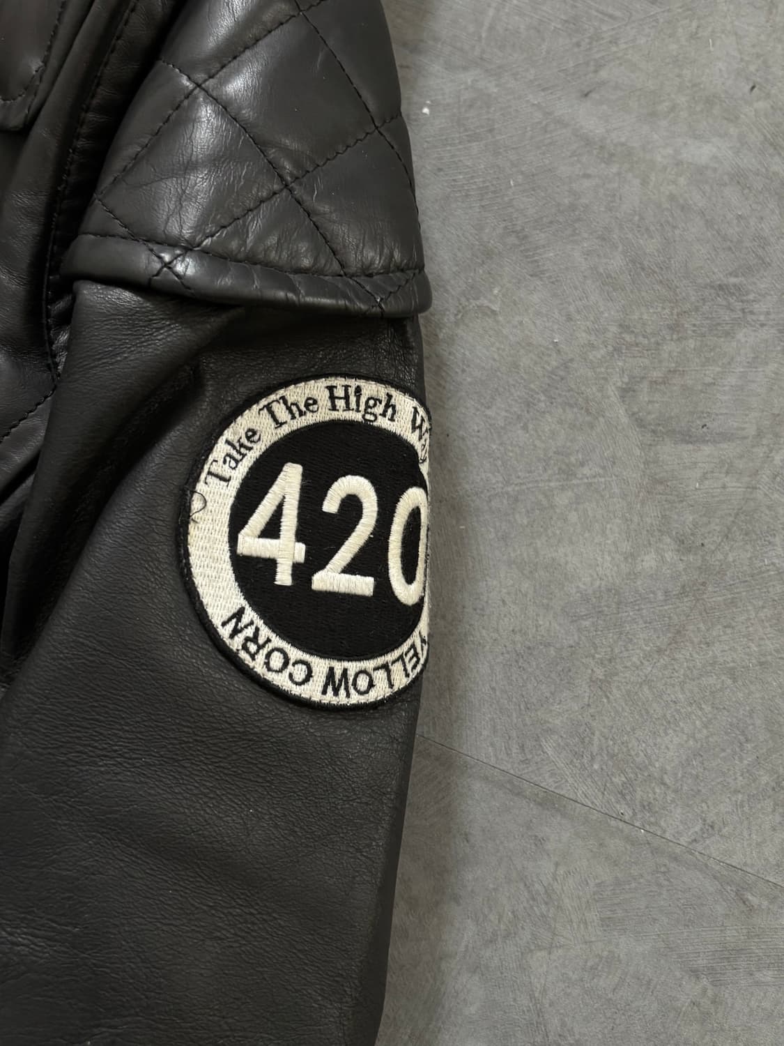 Yellow Corn 옐로우콘 컨버터블 레더 자켓 상품이미지4