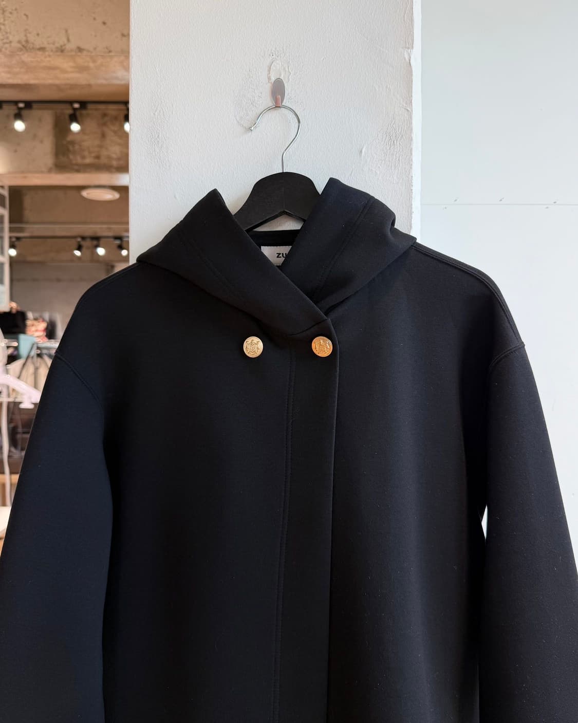 주카 블랙 폴리에스테르 후디 자켓  상품이미지3