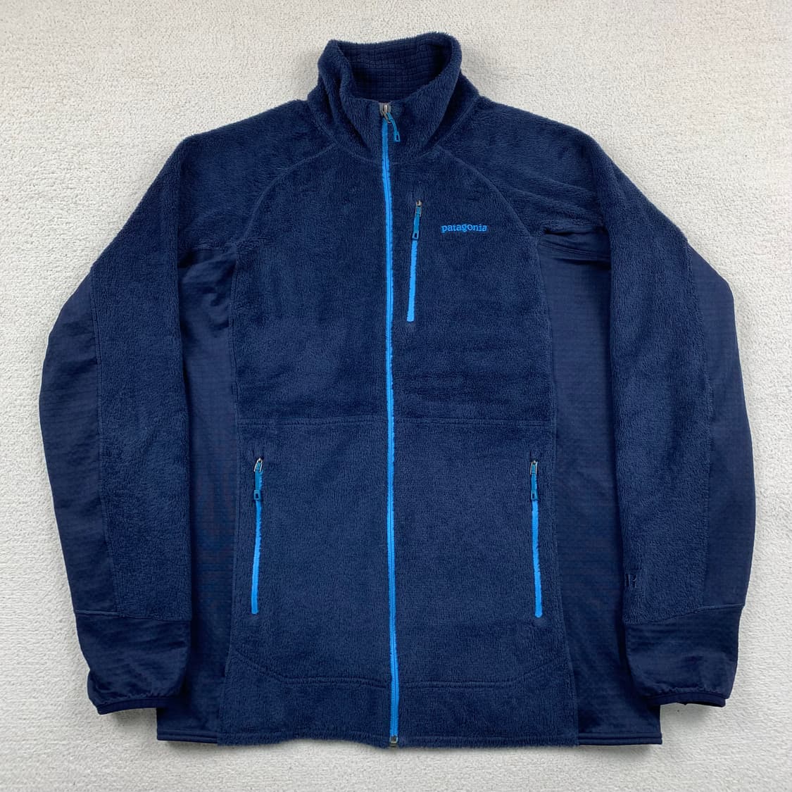 파타고니아 R2 폴라텍 플리스 자켓 네이비 상품이미지1