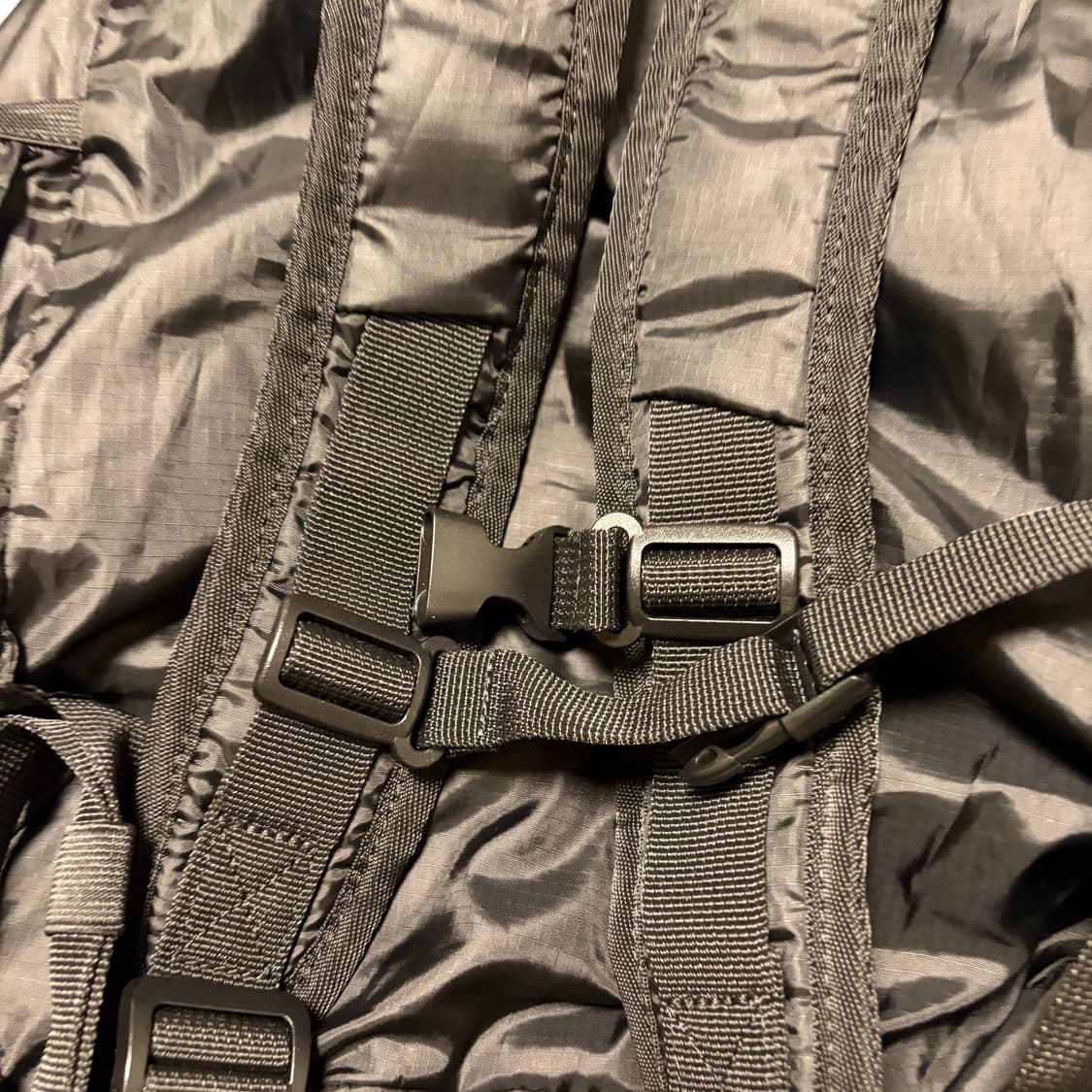 뉴발란스 패커블 경량백팩 상품이미지4