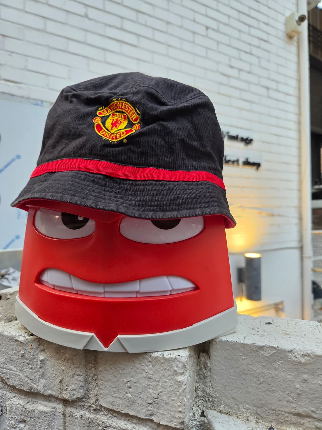 00's 나이키 맨체스터 유나이티드 리버시블 버킷햇 상품이미지1