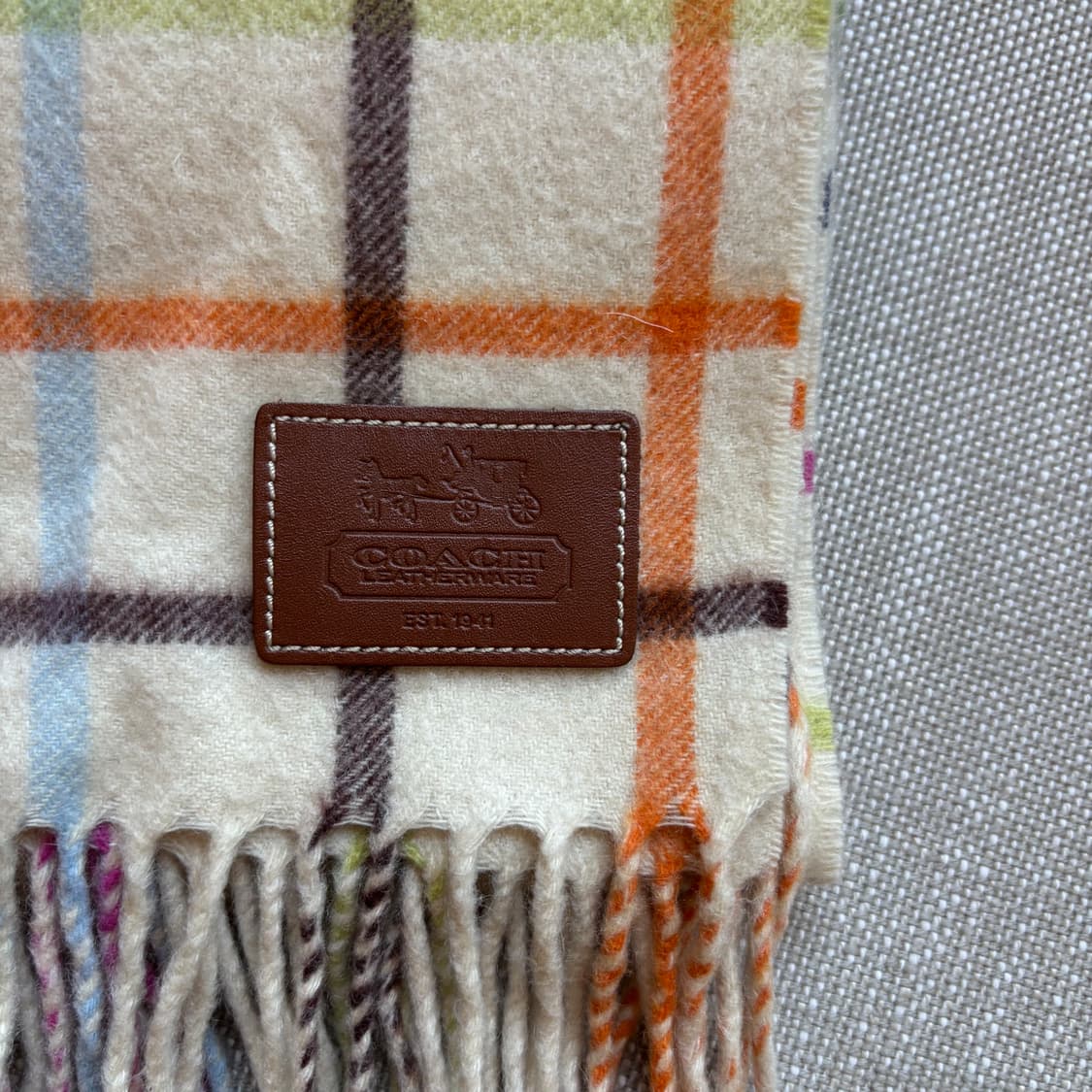 코치 멀티체크 머플러 캐시미어 100% 상품이미지5