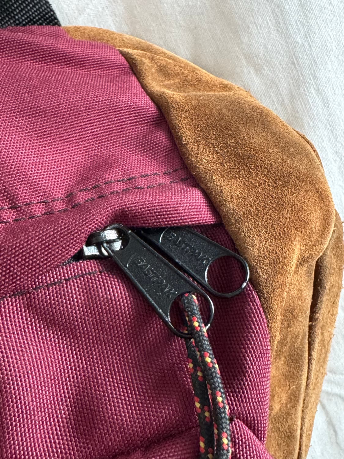 이스트팩 USA MADE 클래식 백팩 버건디 상품이미지4