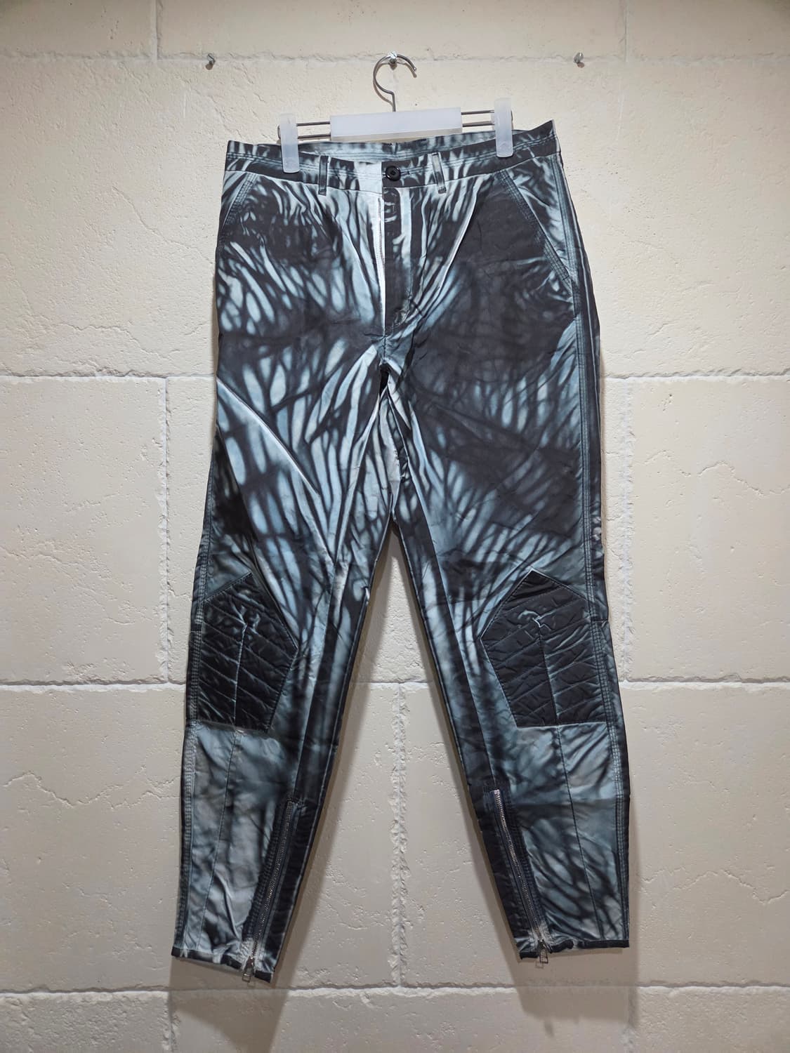 강혁 블랙 프린트 애어백 트라우저 M 상품이미지1