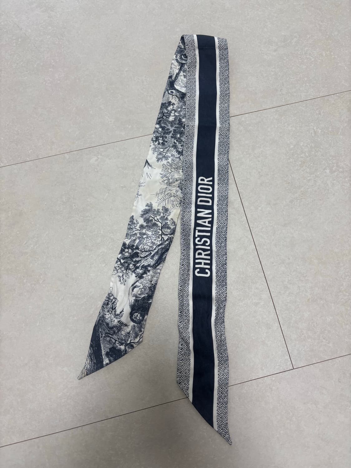 디올 뜨왈드주이 미차 스카프 네이비 상품이미지2