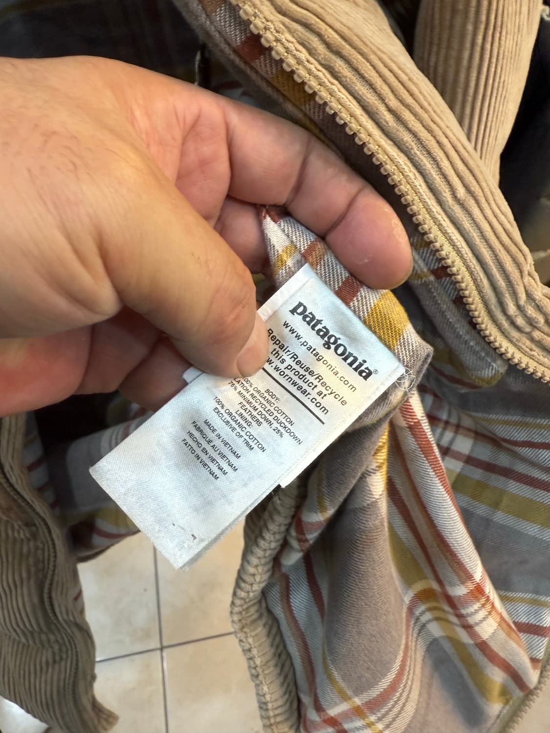 66 정품 파타고니아 코듀로이 패딩팝니다 상품이미지5