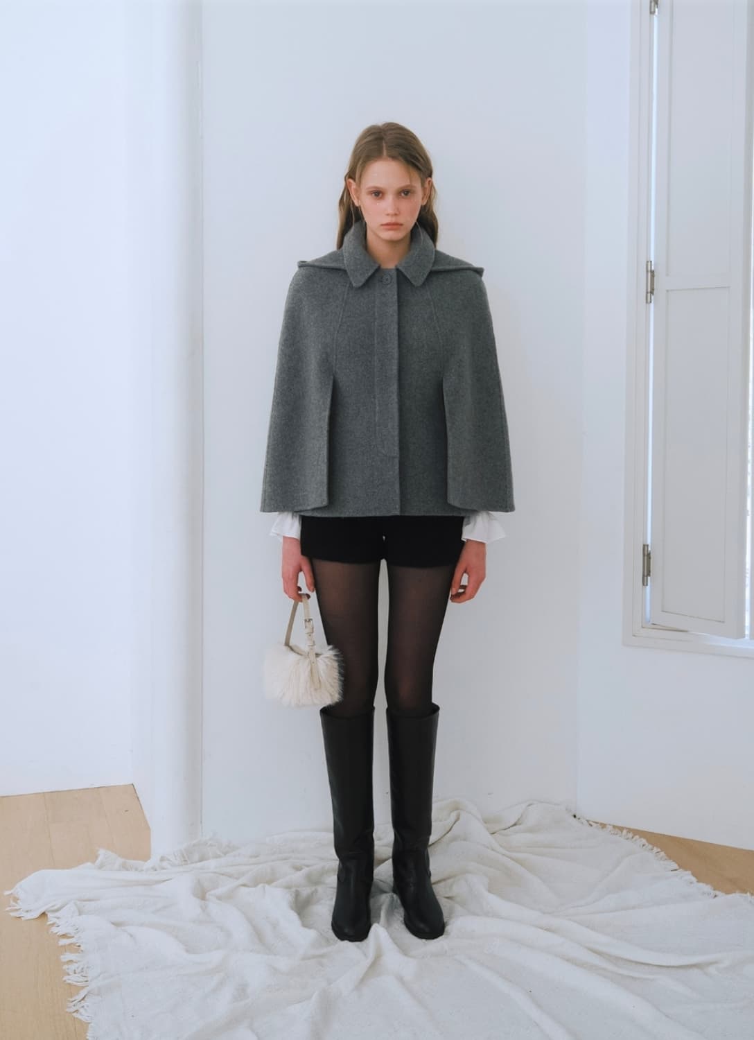 새상품) 르베인 2ND 케이프 후드 핸드메이드 코트 차콜 망토 상품이미지2