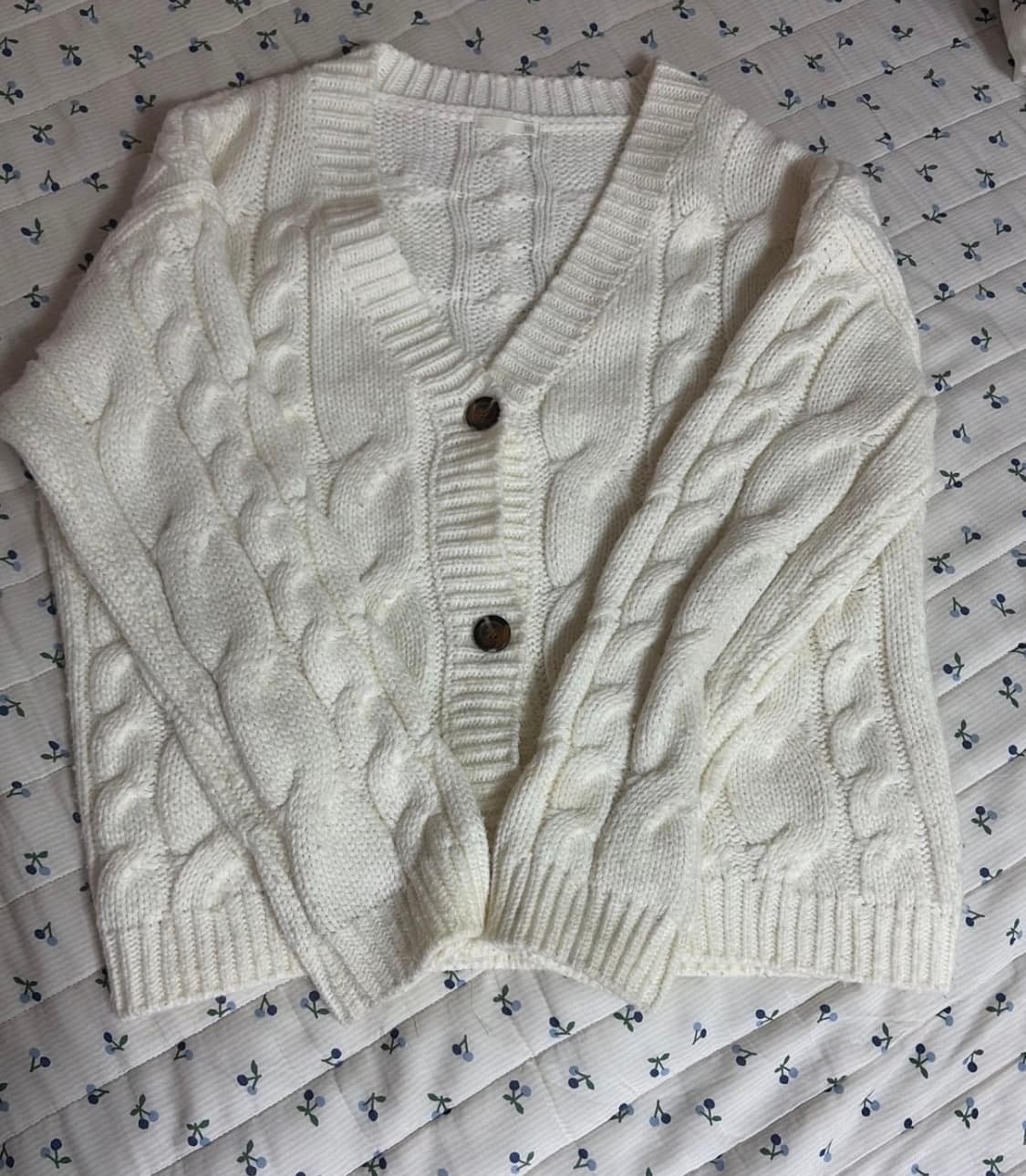 꽈배기 니트 가디건 상품이미지1