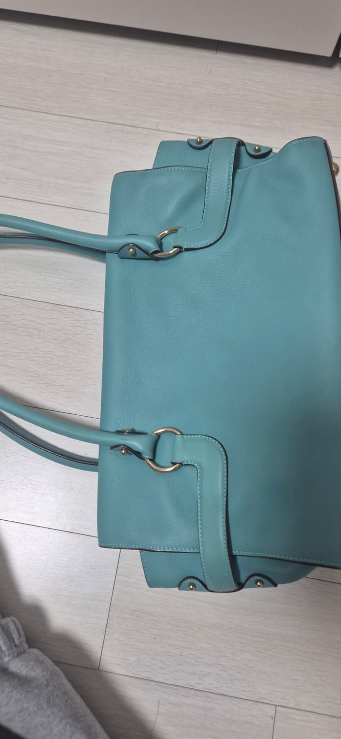 페라가모 숄더백 상품이미지3