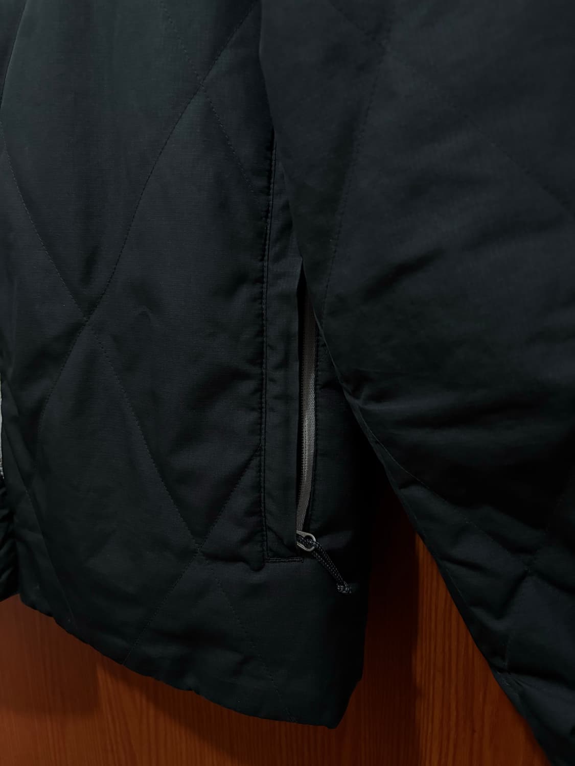 NIKE ACG 경량 패딩 상품이미지6